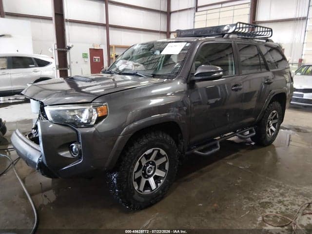 2018 TOYOTA 4RUNNER TRD OFF ROAD PREMIUM 2