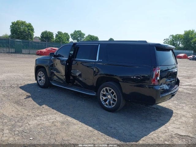 2018 GMC YUKON XL SLE 3
