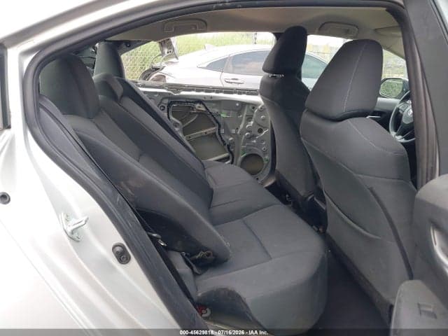 2021 TOYOTA COROLLA LE 8