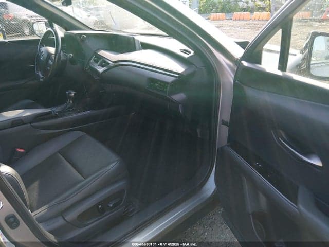 2019 LEXUS UX 200 5