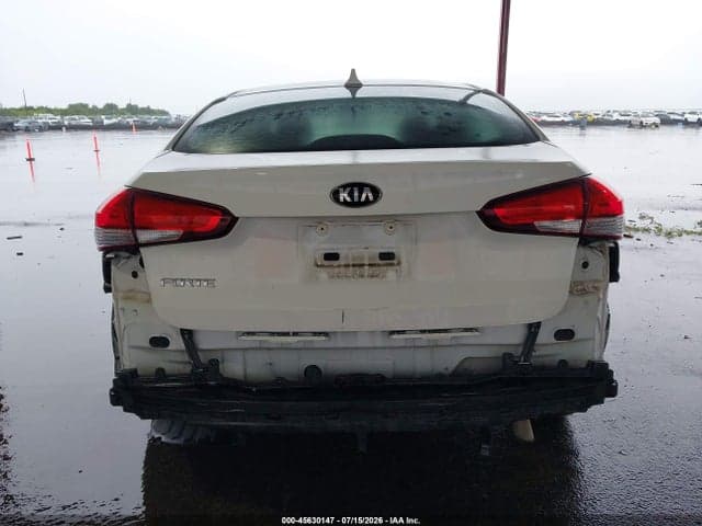 2017 KIA FORTE LX 17