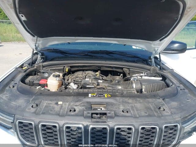 2023 JEEP GRAND CHEROKEE LAREDO 4X2 10