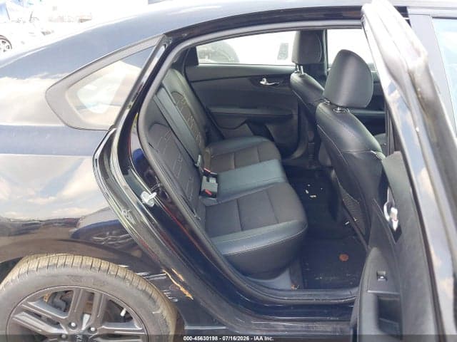2021 KIA FORTE GT-LINE 8