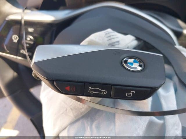 2025 BMW 530I 11