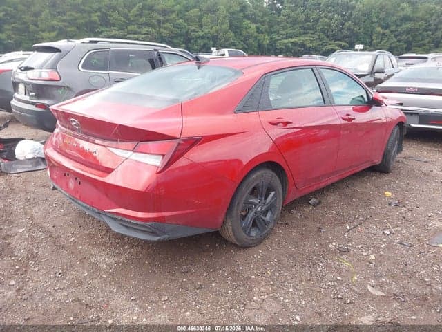 2021 HYUNDAI ELANTRA SEL 4