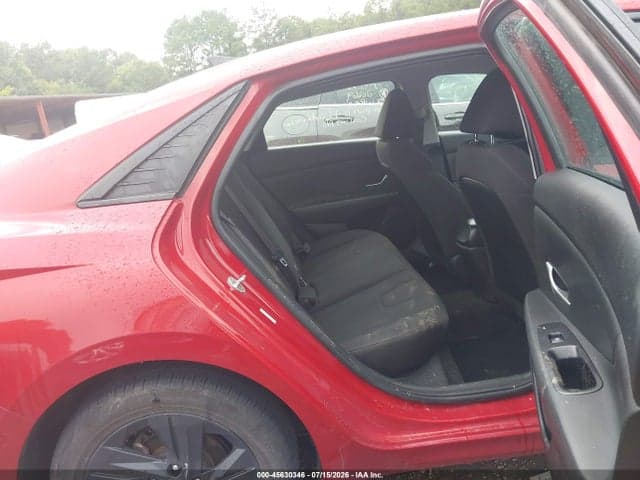 2021 HYUNDAI ELANTRA SEL 8