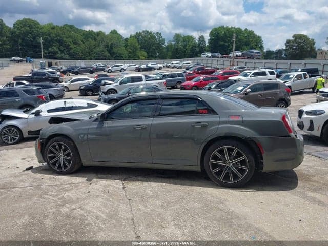 2019 CHRYSLER 300 300S 13