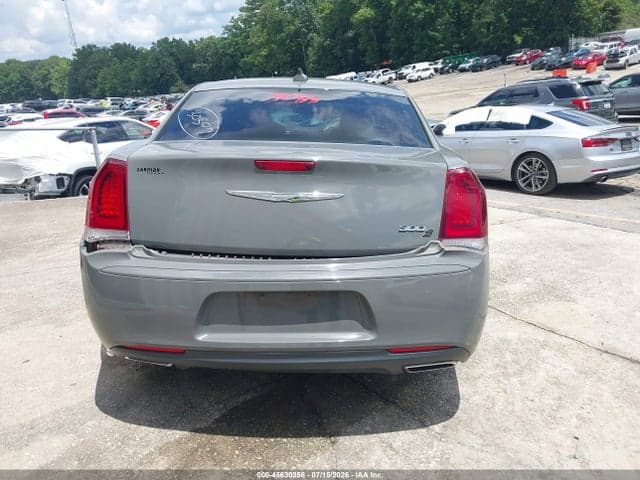 2019 CHRYSLER 300 300S 15