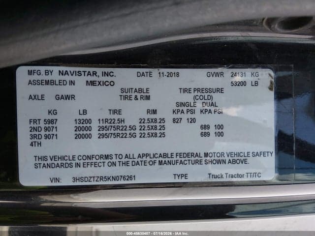 2019 INTERNATIONAL LT 8