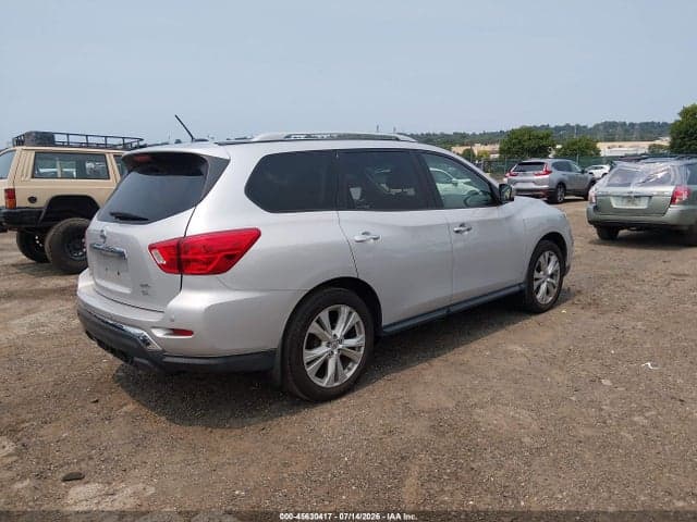 2018 NISSAN PATHFINDER SL 4