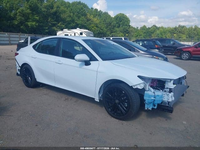 2026 TOYOTA CAMRY SE 1