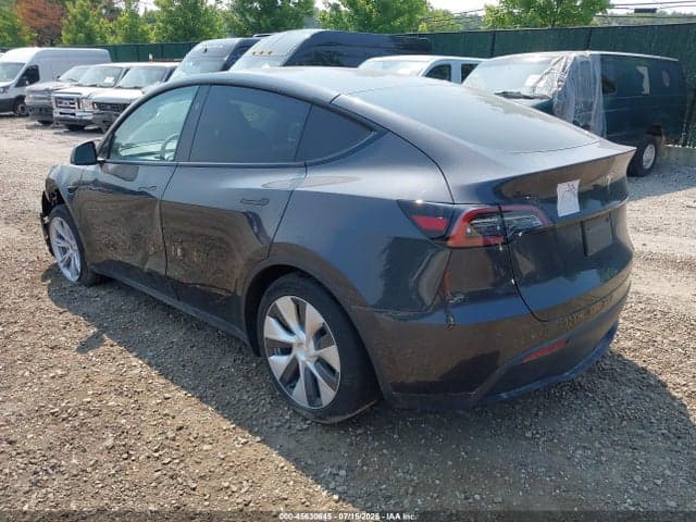 2024 TESLA MODEL Y 3