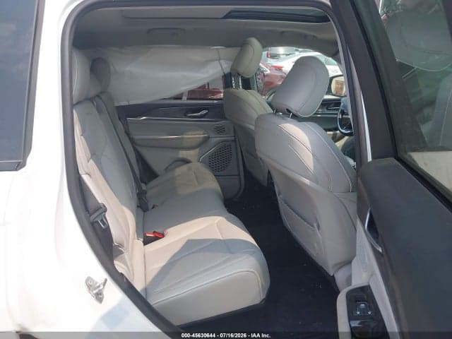 2022 JEEP GRAND CHEROKEE OVERLAND 4X4 7