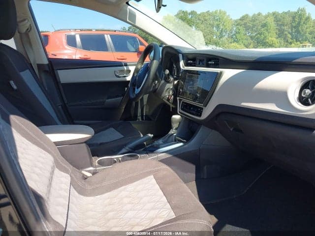 2019 TOYOTA COROLLA LE 5