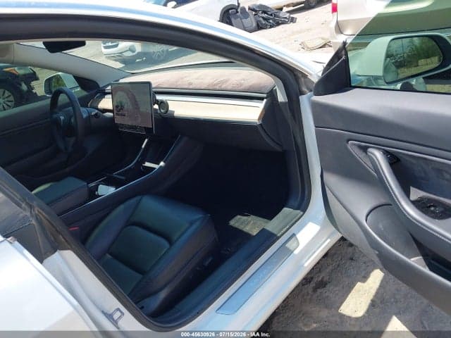 2019 TESLA MODEL 3 LONG RANGE/PERFORMANCE 5