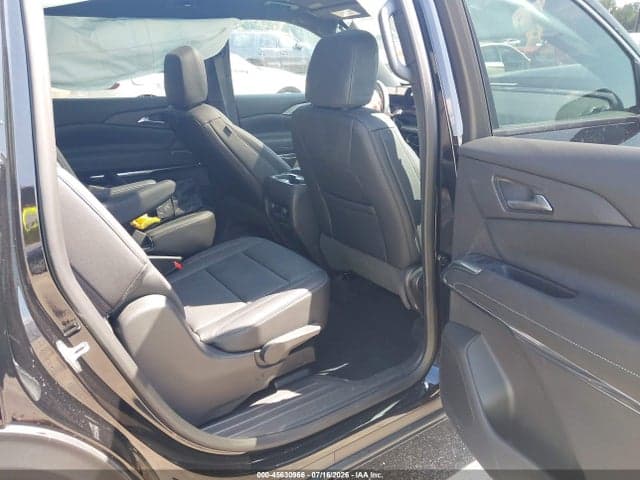 2025 CHEVROLET TRAVERSE AWD LT 8