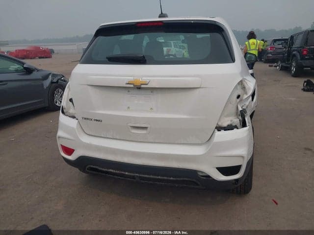 2017 CHEVROLET TRAX LS 17