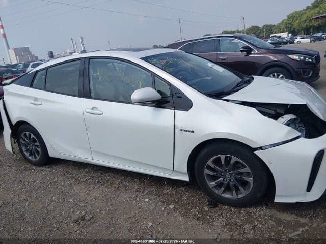 2019 TOYOTA PRIUS LIMITED 18