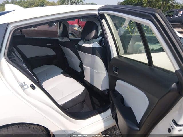 2019 TOYOTA PRIUS LIMITED 8