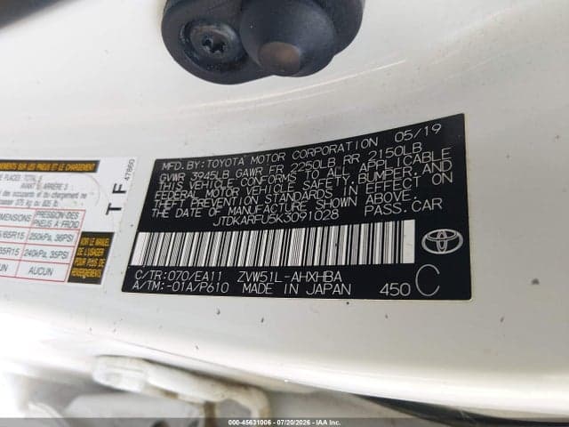 2019 TOYOTA PRIUS LIMITED 9