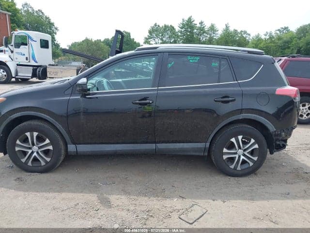 2017 TOYOTA RAV4 LE 14