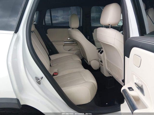 2021 MERCEDES-BENZ GLA 250 8