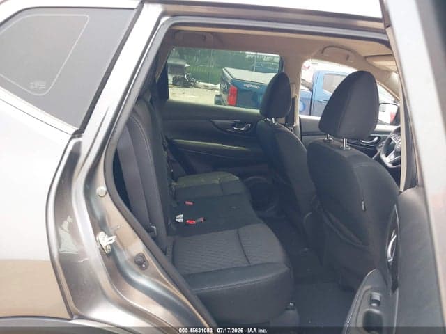 2018 NISSAN ROGUE S 8