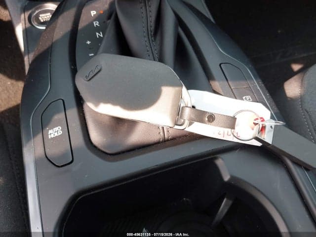 2025 KIA K4 LXS 11
