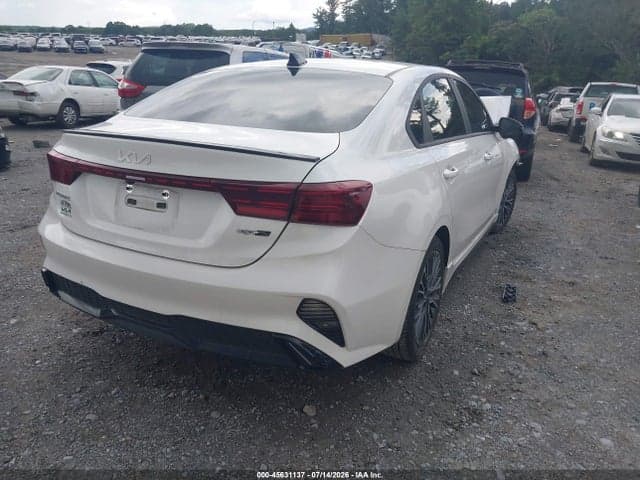 2023 KIA FORTE GT-LINE 4