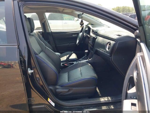 2019 TOYOTA COROLLA XSE 5