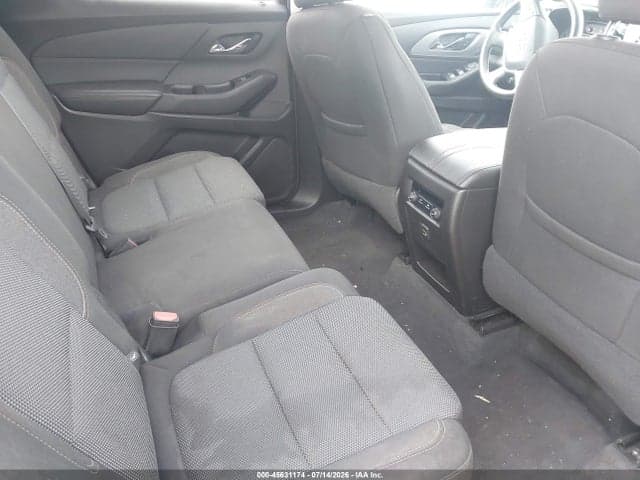 2019 CHEVROLET TRAVERSE LS 8