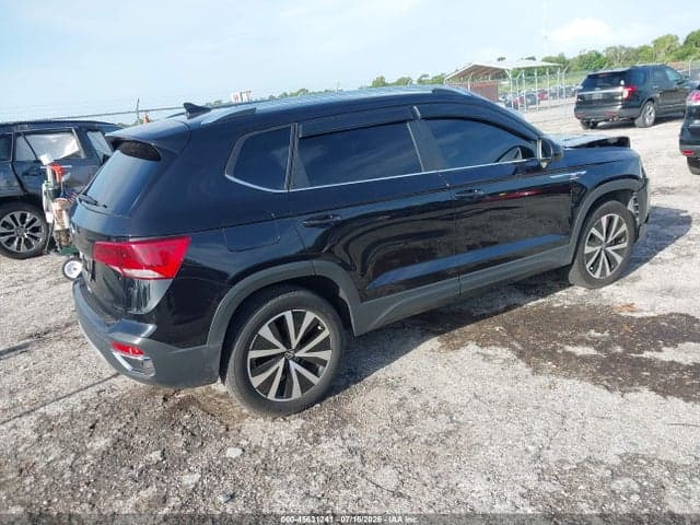 2022 VOLKSWAGEN TAOS 1.5T SE 4