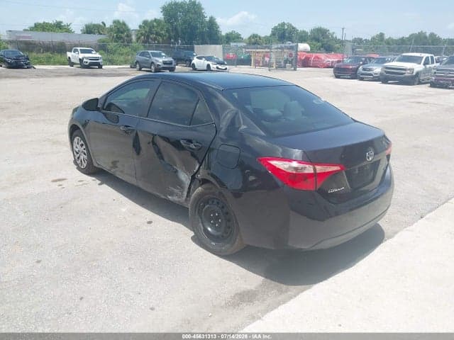 2019 TOYOTA COROLLA LE 3