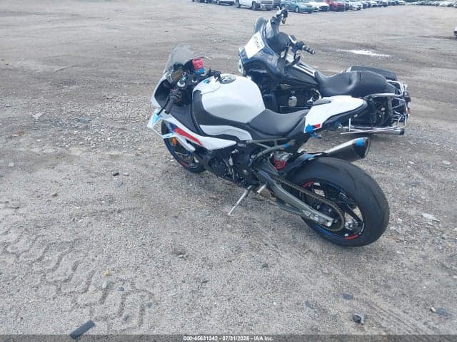 2025 BMW S 1000 RR 13