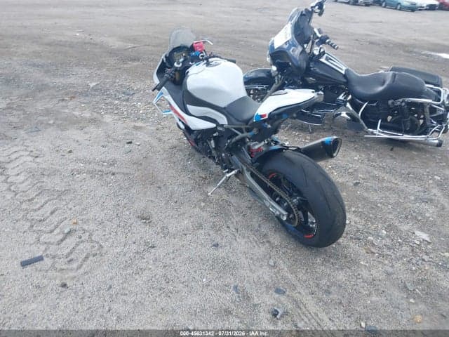 2025 BMW S 1000 RR 3