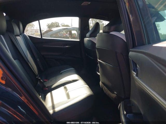 2026 TOYOTA CAMRY SE 8