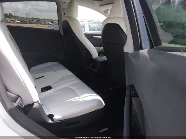 2025 TESLA MODEL Y LONG RANGE DUAL MOTOR ALL-WHEEL DRIVE 8