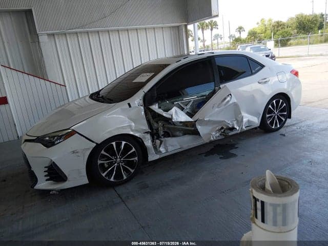 2018 TOYOTA COROLLA SE 2