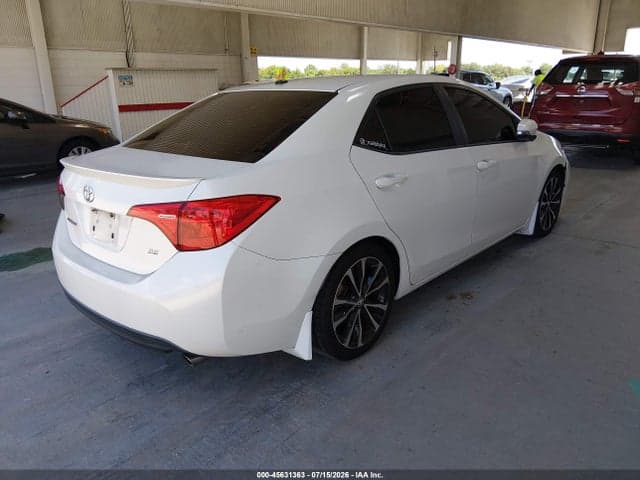 2018 TOYOTA COROLLA SE 4
