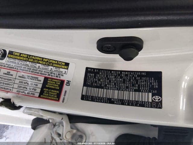 2018 TOYOTA COROLLA SE 9