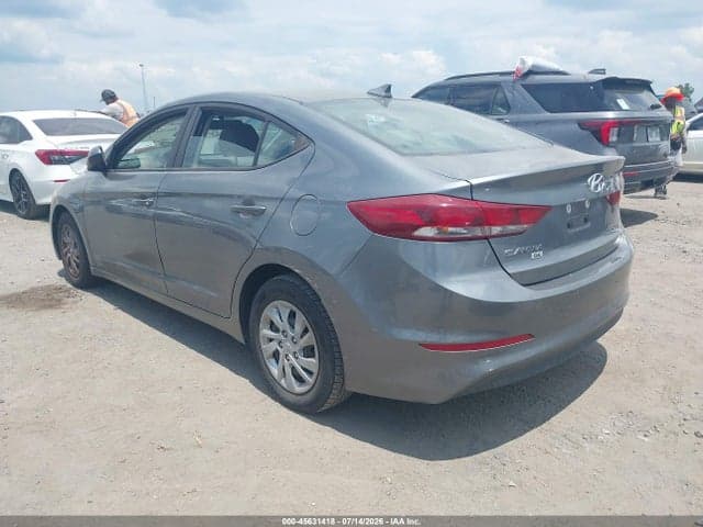 2017 HYUNDAI ELANTRA SE 3