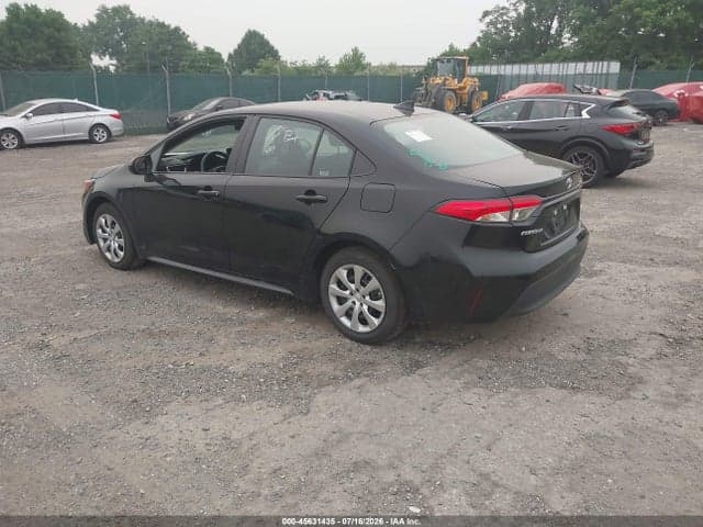 2026 TOYOTA COROLLA LE 3