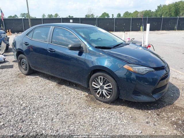2017 TOYOTA COROLLA LE - 1