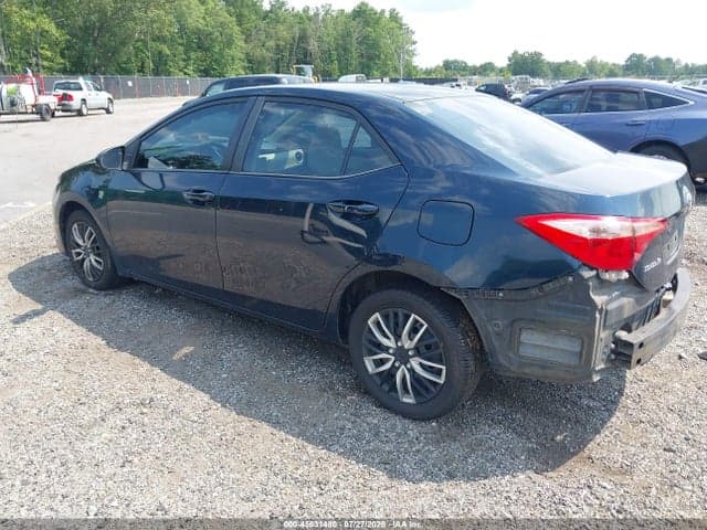 2017 TOYOTA COROLLA LE 3