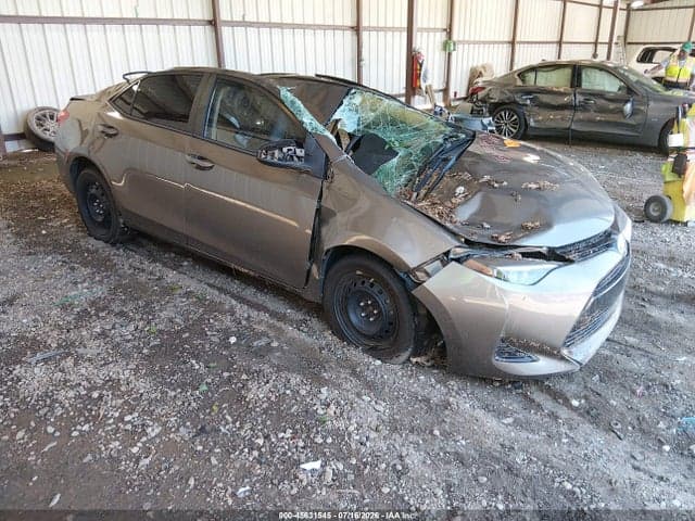 2018 TOYOTA COROLLA LE 1