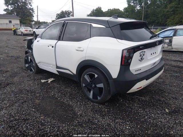 2025 NISSAN KICKS SR FWD 3