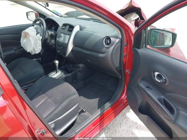 2019 NISSAN VERSA 1.6 SV 5