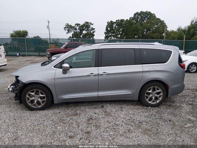 2018 CHRYSLER PACIFICA LIMITED 15