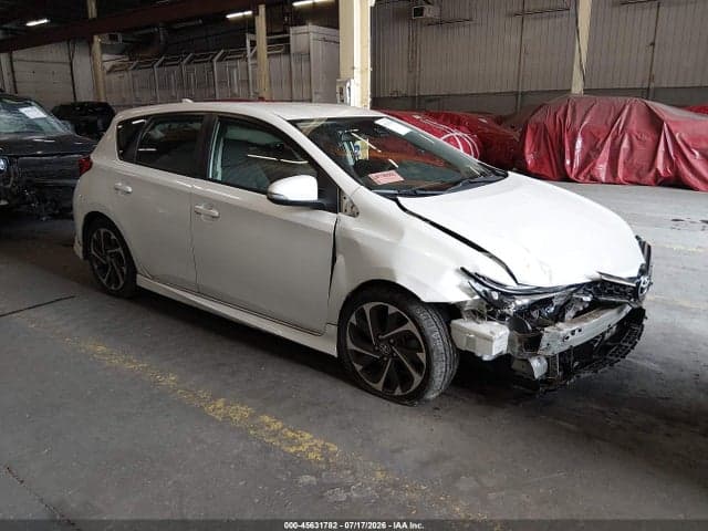 2017 TOYOTA COROLLA IM 1