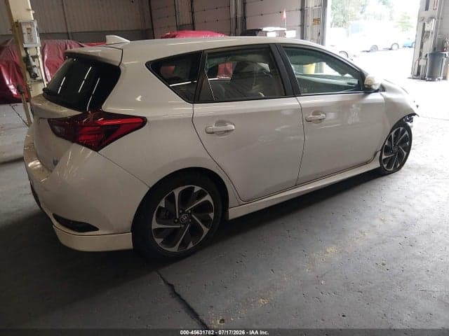 2017 TOYOTA COROLLA IM 4